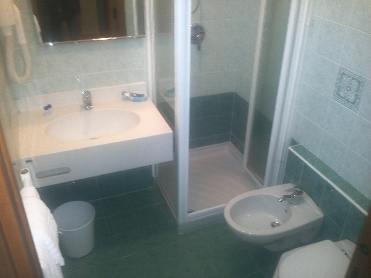 Ristorante Albergo Da Giovanni Carvico Cameră foto